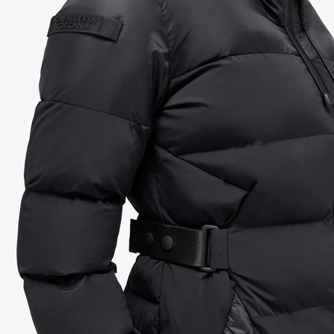 CT Longue doudoune à capuche en nylon avec ceinture