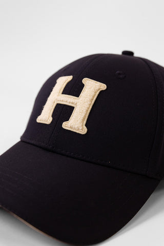 Harcour Benedicte Cap